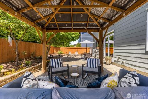 517 Pasco Place NE Renton WA 98059