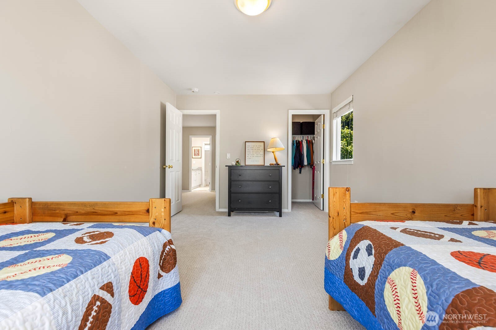 517 Pasco Place NE Renton WA 98059