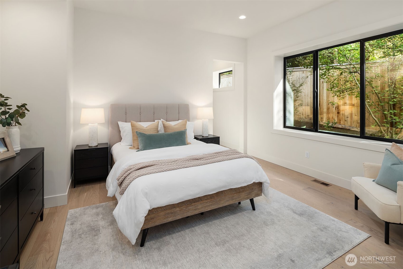 17626 Talbot Road Edmonds WA 98026