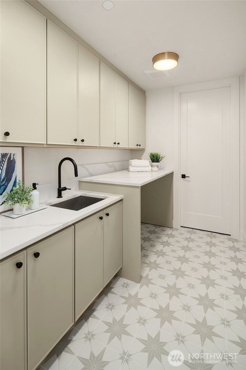 17626 Talbot Road Edmonds WA 98026