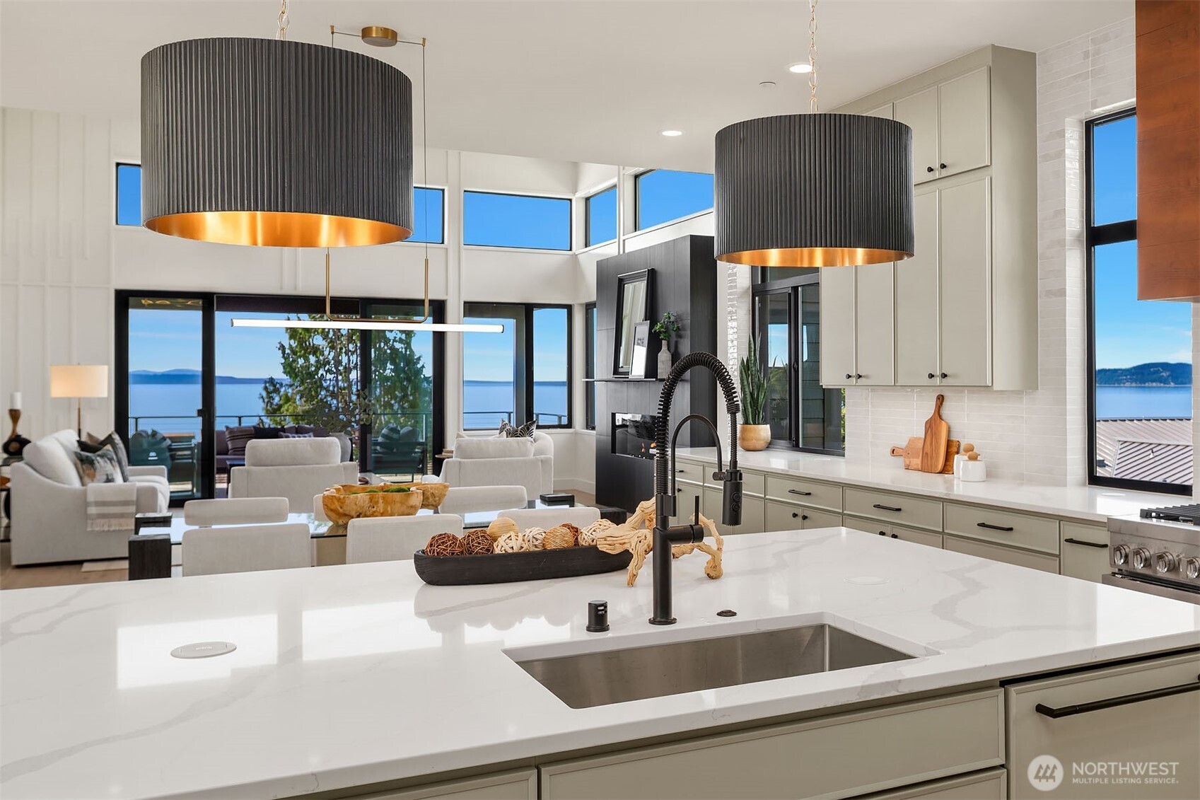 17626 Talbot Road Edmonds WA 98026