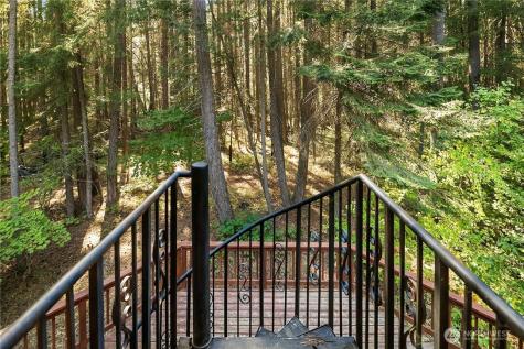 551 Pioneer Trail Cle Elum WA 98922