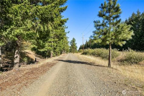 551 Pioneer Trail Cle Elum WA 98922