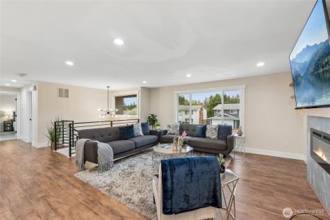 17728 161st Avenue SE Renton WA 98058