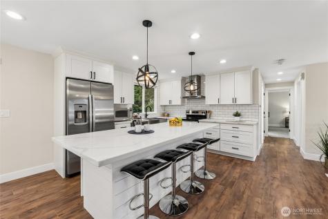 17728 161st Avenue SE Renton WA 98058