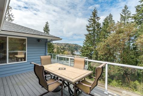 1107 Puesta Del Sol Camano Island WA 98282