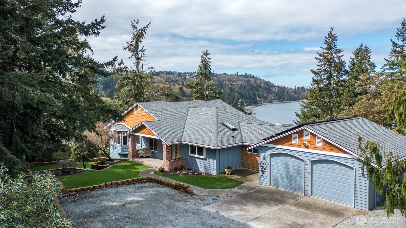 1107 Puesta Del Sol Camano Island WA 98282