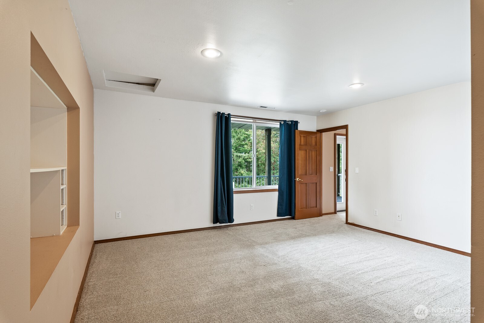 1107 Puesta Del Sol Camano Island WA 98282