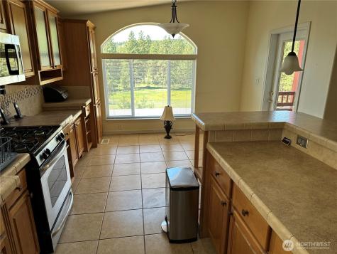 152 High Country Drive E Tonasket WA 98855