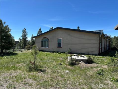 152 High Country Drive E Tonasket WA 98855