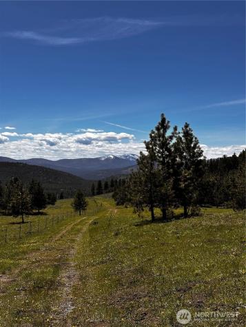 152 High Country Drive E Tonasket WA 98855