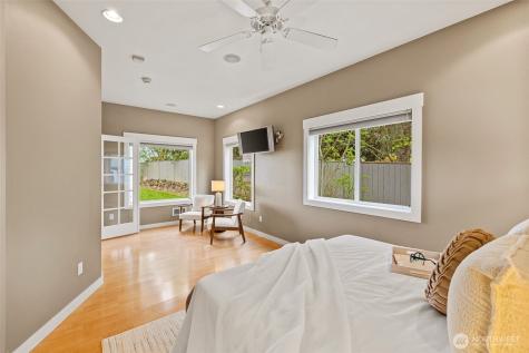 2815 Moorelands Drive NW Gig Harbor WA 98335