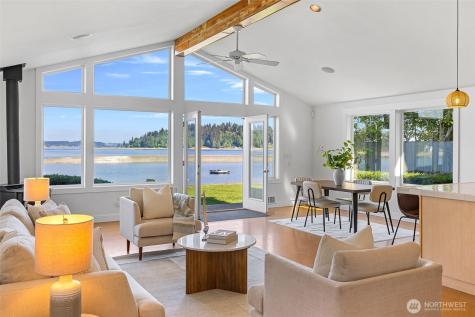 2815 Moorelands Drive NW Gig Harbor WA 98335