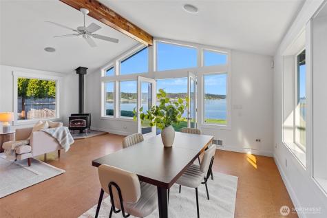 2815 Moorelands Drive NW Gig Harbor WA 98335