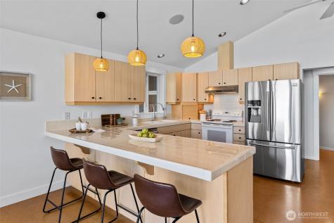 2815 Moorelands Drive NW Gig Harbor WA 98335