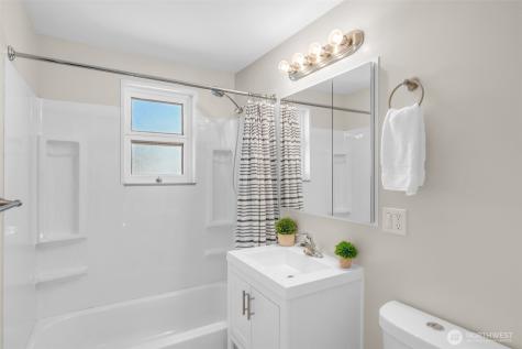 1314 N 188th Street Shoreline WA 98133