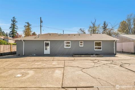 1314 N 188th Street Shoreline WA 98133