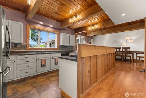 13 Parkway Street Omak WA 98841