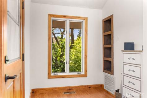13 Parkway Street Omak WA 98841