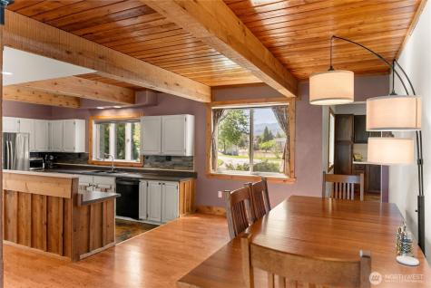 13 Parkway Street Omak WA 98841