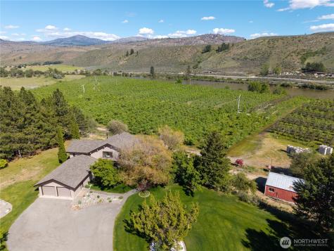 13 Parkway Street Omak WA 98841