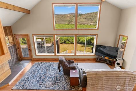 13 Parkway Street Omak WA 98841
