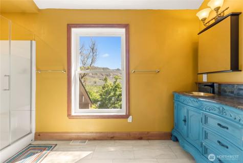13 Parkway Street Omak WA 98841