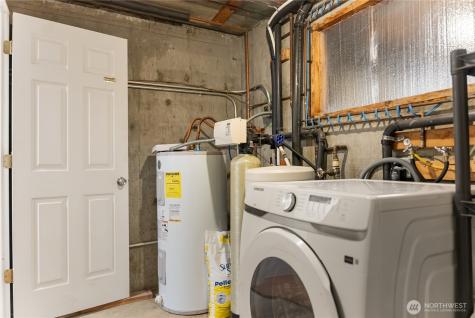 13 Parkway Street Omak WA 98841