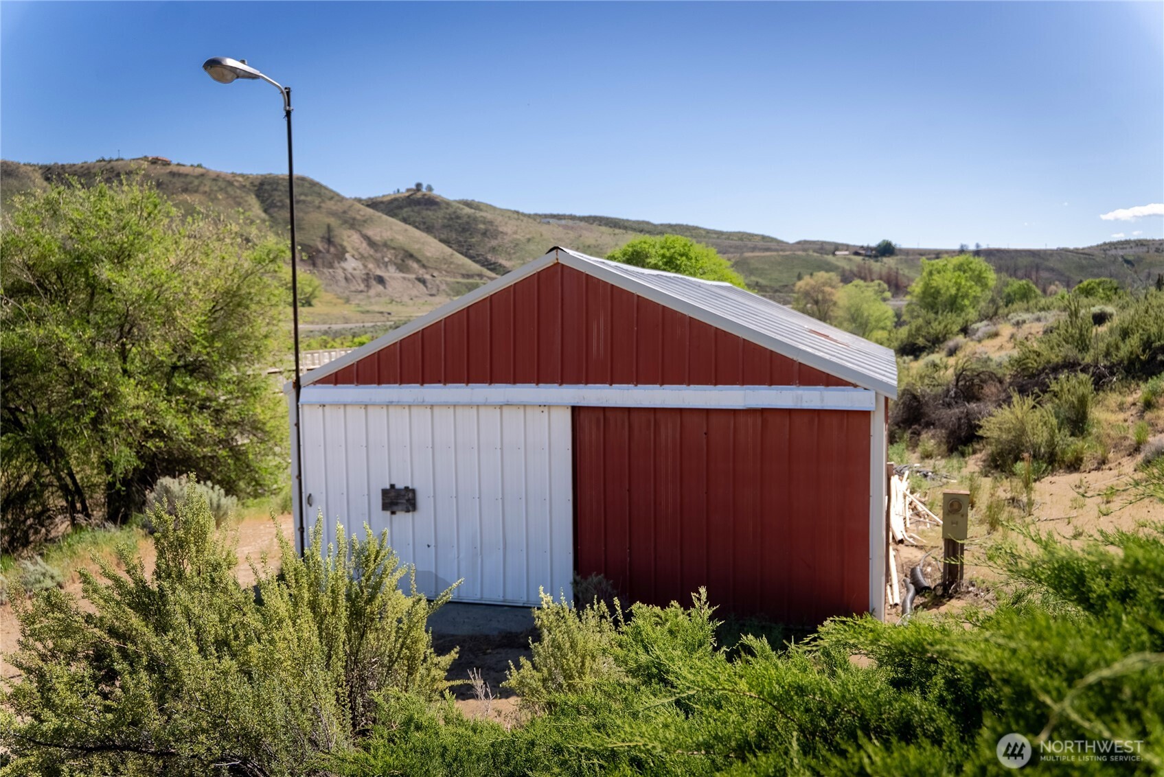 13 Parkway Street Omak WA 98841