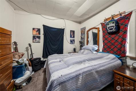 2502 S 74th Street Tacoma WA 98409
