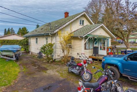 2502 S 74th Street Tacoma WA 98409