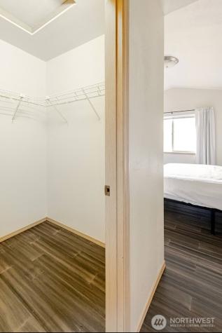 10047 17th Avenue SW Seattle WA 98146