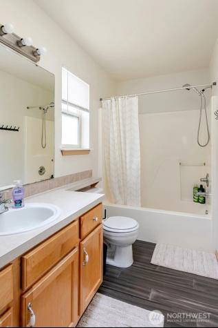 10047 17th Avenue SW Seattle WA 98146