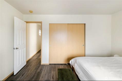 10047 17th Avenue SW Seattle WA 98146