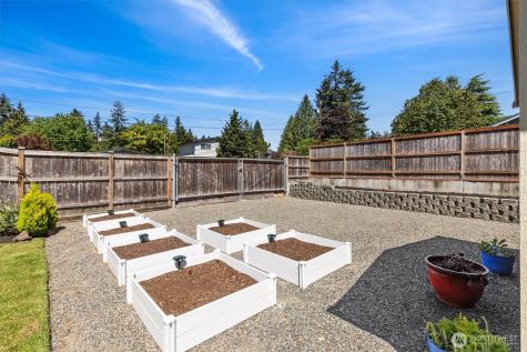 17821 60th Avenue W Lynnwood WA 98037