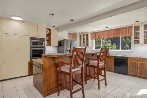 10507 48th Street E Edgewood WA 98372