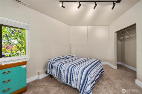 10507 48th Street E Edgewood WA 98372