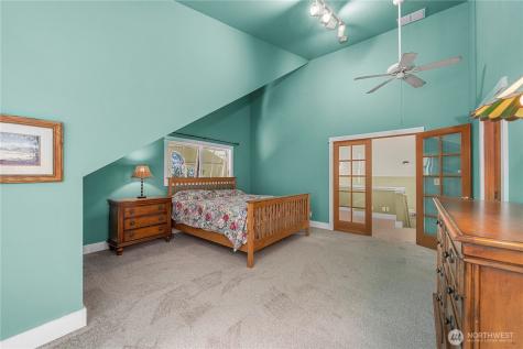 10507 48th Street E Edgewood WA 98372