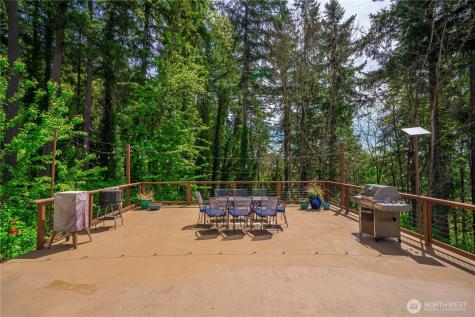 10507 48th Street E Edgewood WA 98372