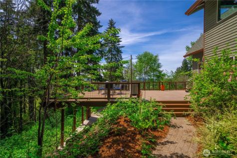 10507 48th Street E Edgewood WA 98372