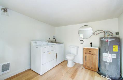 16790 Lewis River Road Cougar WA 98616