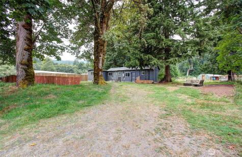 16790 Lewis River Road Cougar WA 98616