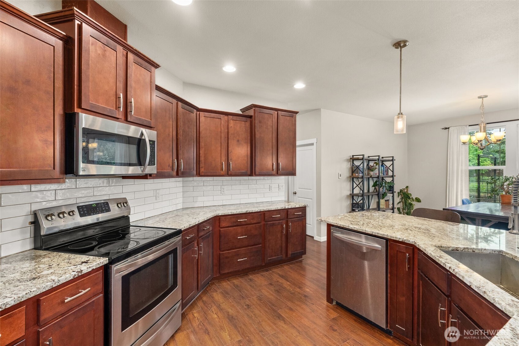 113 Hazel Drive Chehalis WA 98532