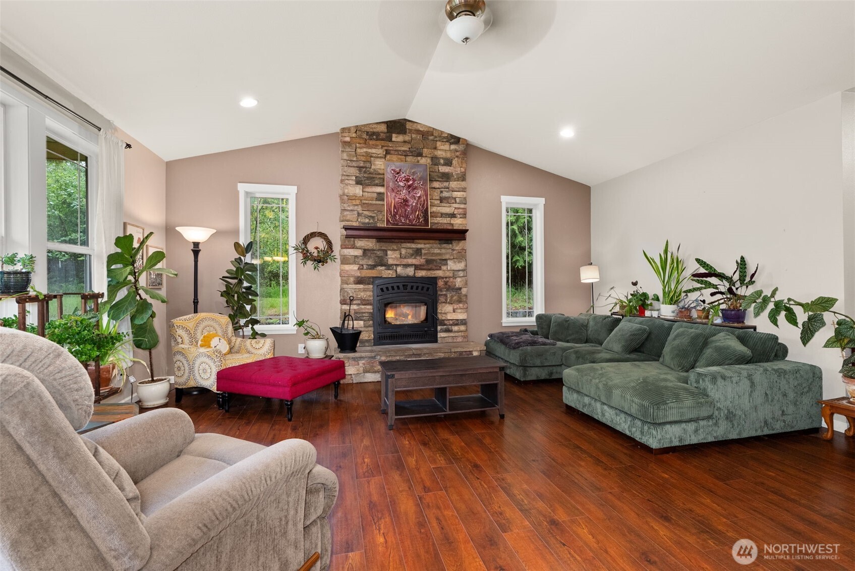 113 Hazel Drive Chehalis WA 98532
