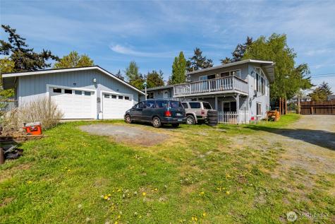 941 Diane Avenue Oak Harbor WA 98277