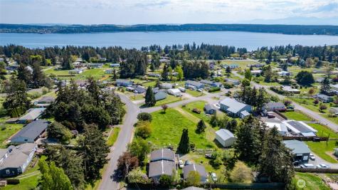 941 Diane Avenue Oak Harbor WA 98277
