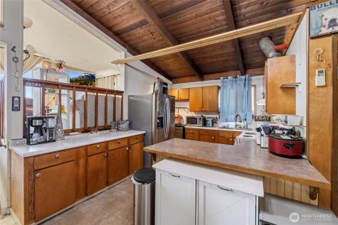 941 Diane Avenue Oak Harbor WA 98277
