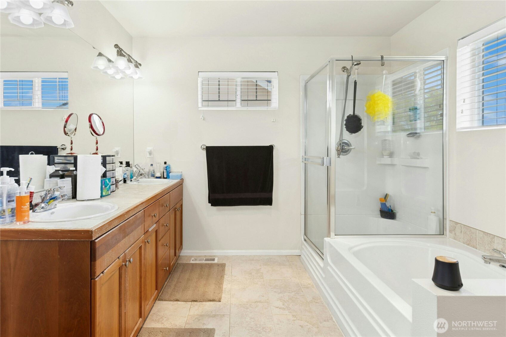 16918 Woodside Drive SE Renton WA 98058