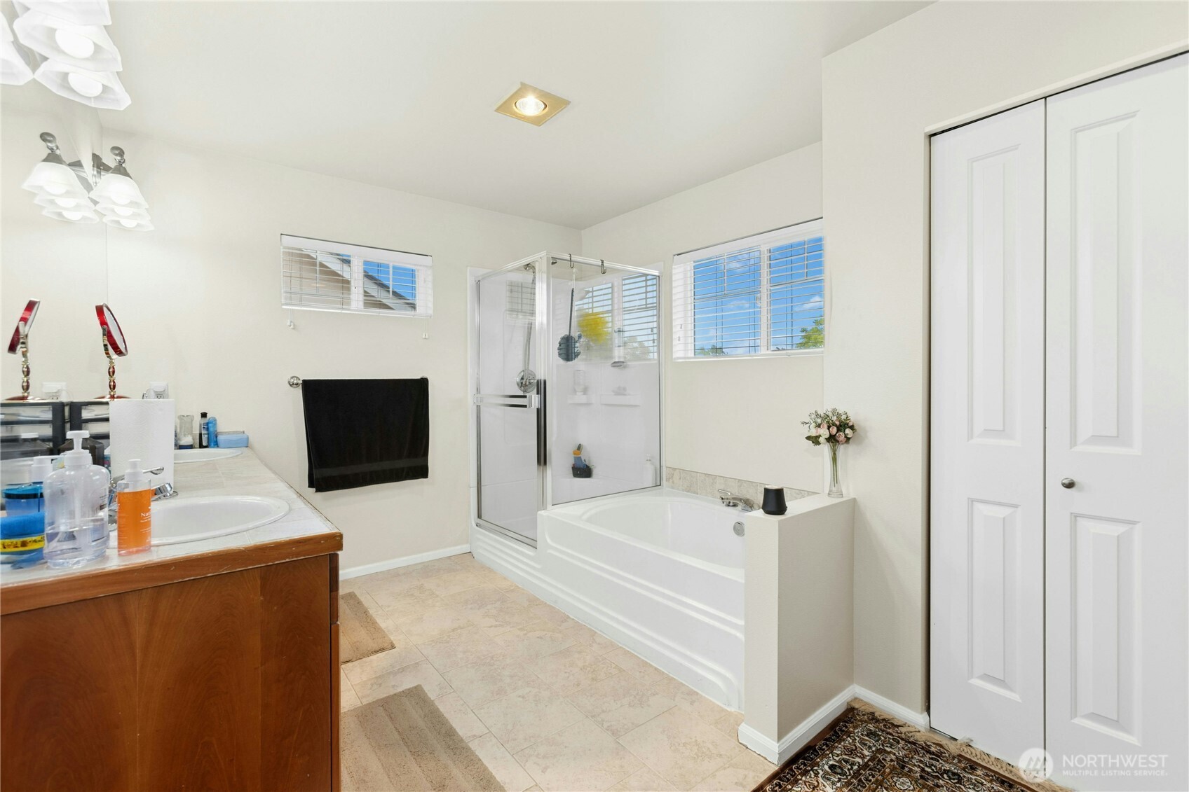 16918 Woodside Drive SE Renton WA 98058