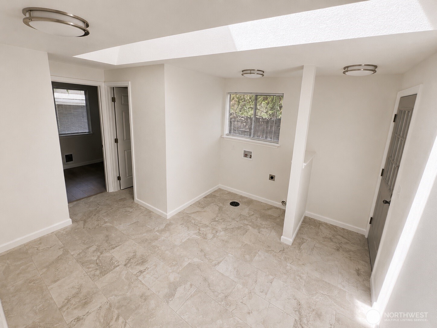 11210 133rd Avenue SE Rainier WA 98576